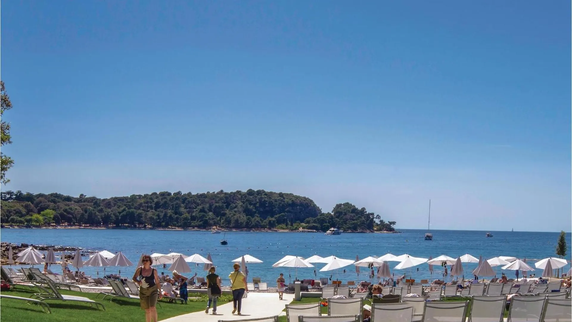 Beautiful Home In Bale With Outdoor Swimming Pool 0*,  Croatia