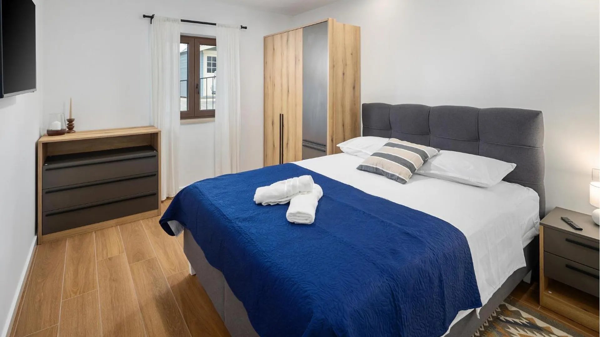 Holiday home Beautiful Home In Bale With Outdoor Swimming Pool
